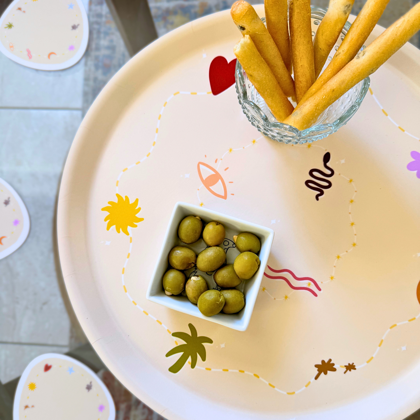 WOODEN TRAY BOHO