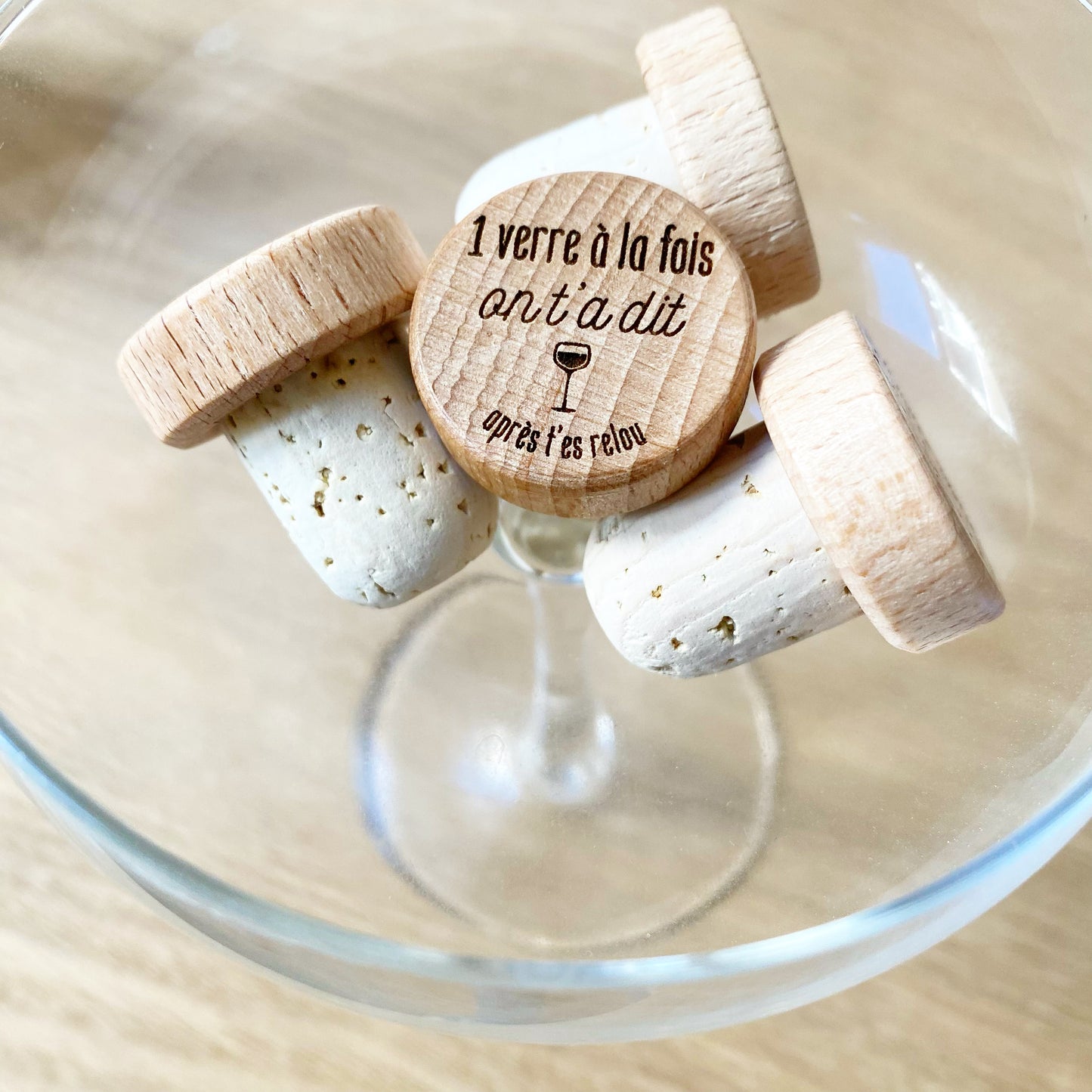 WINE STOPPER "1 VERRE À LA FOIS"